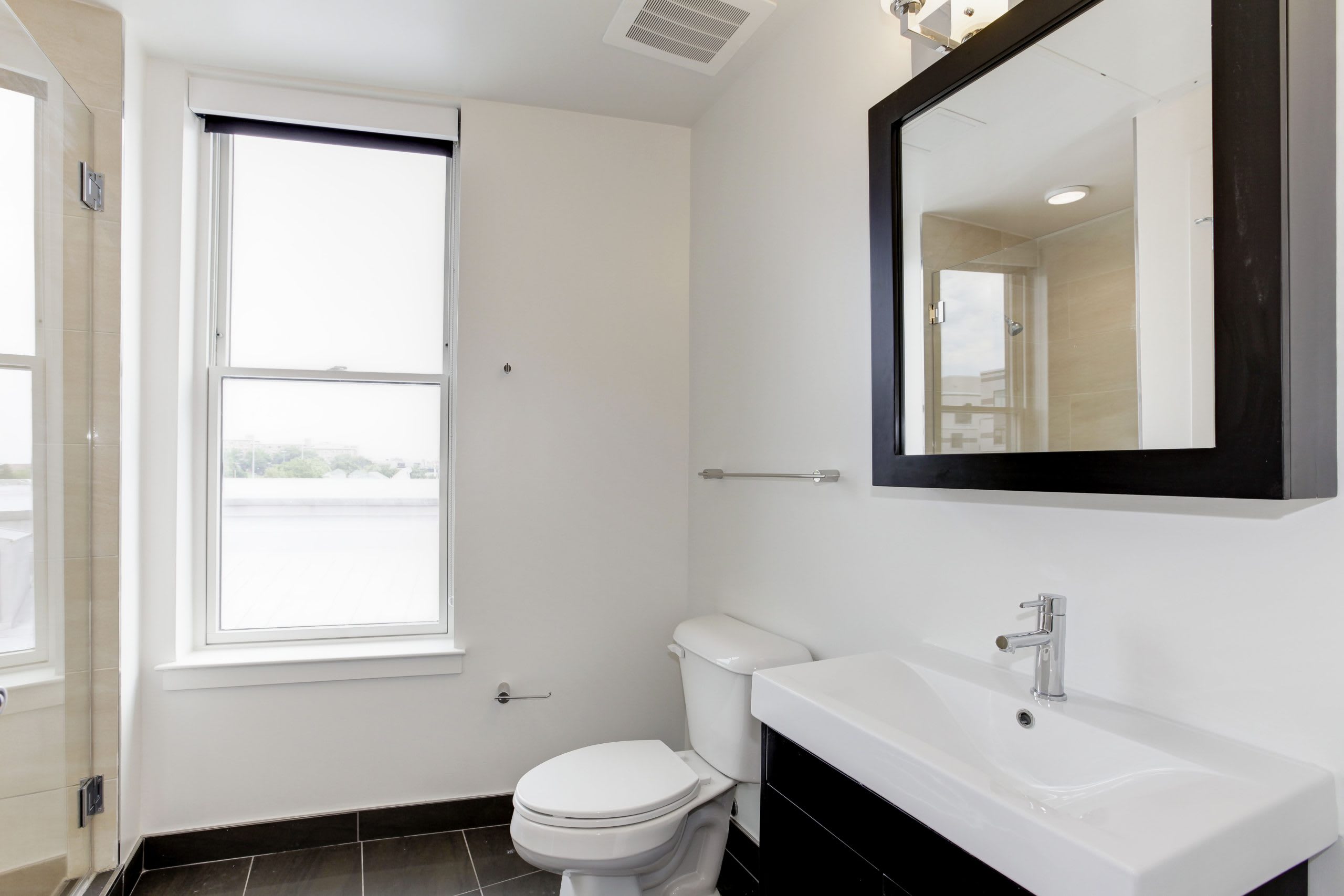 1350 Florida Avenue – photo 5