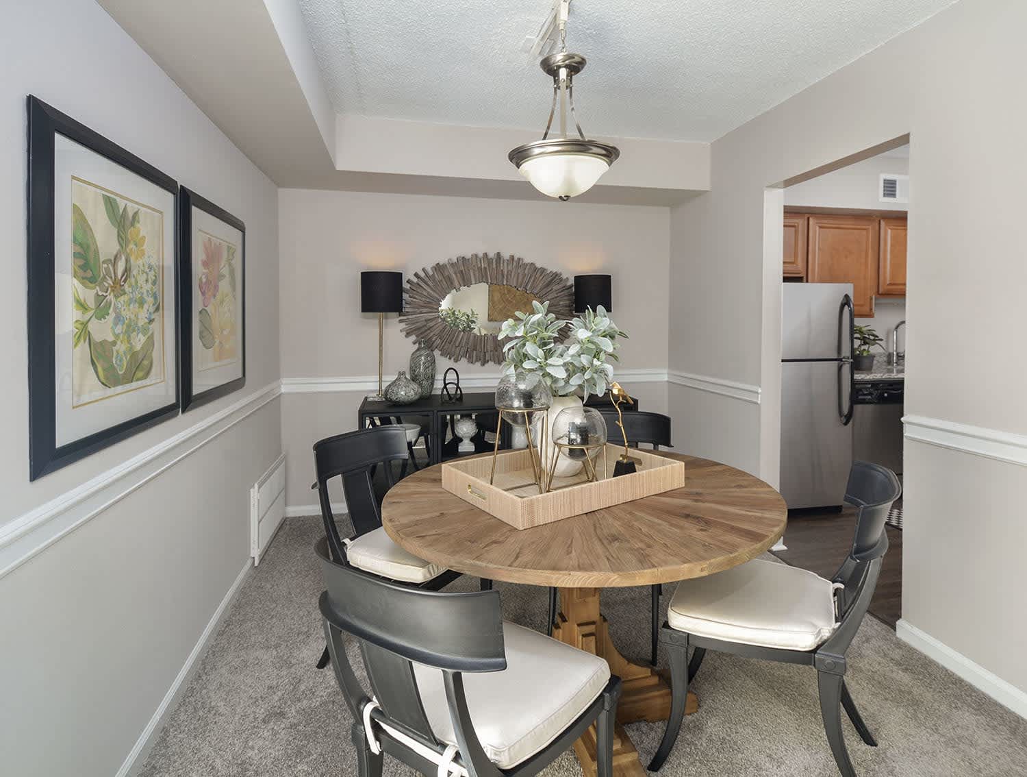 Westover Club Apartments – photo 2