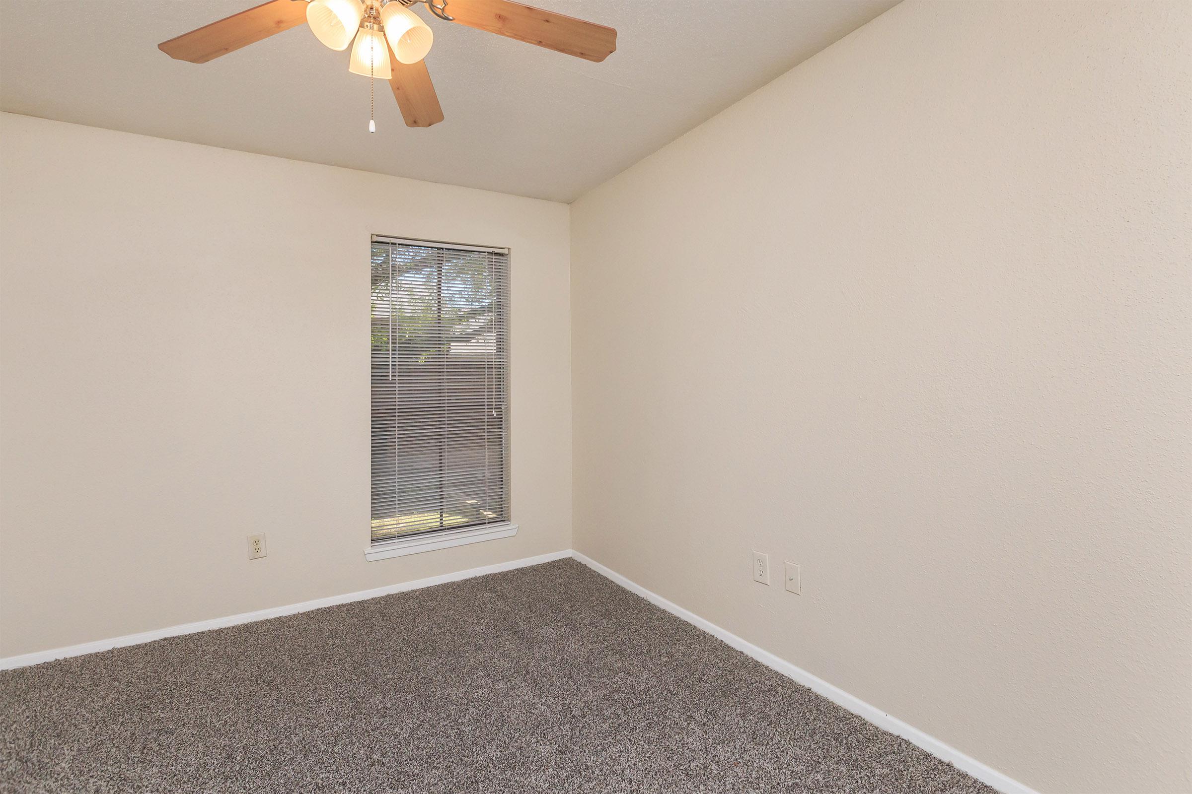 Stone Hollow Apartments – photo 5
