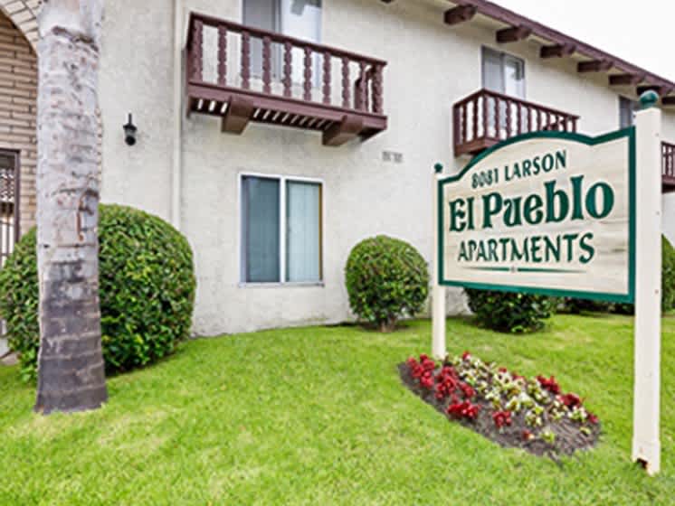 El Pueblo – photo 1