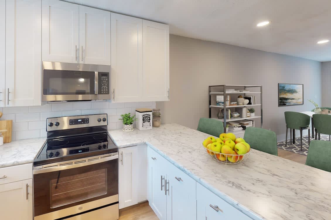 Brookwood Apartments – photo 2
