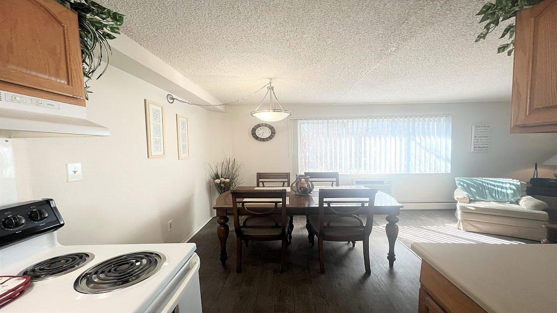 Westchester Towers – photo 4
