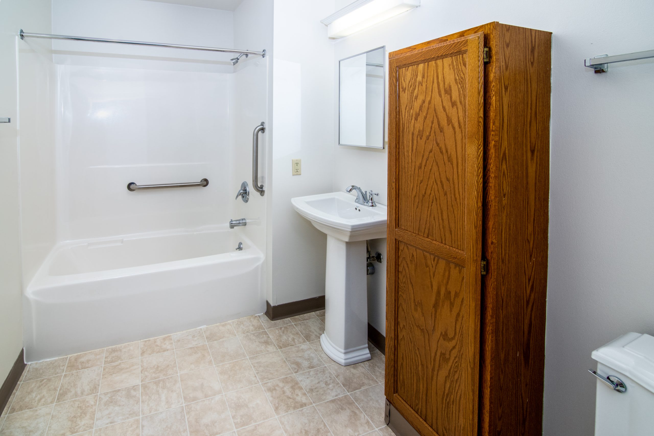 Glenwood Apartments – photo 5