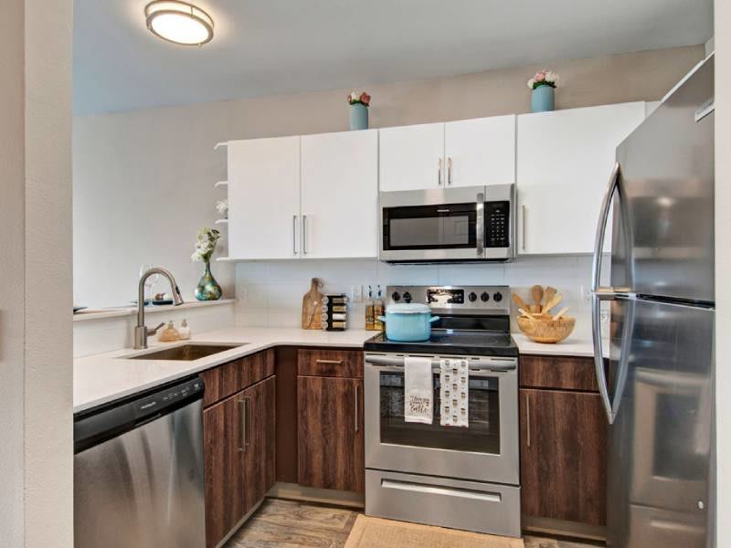 5819 Glisan Apartments – photo 4