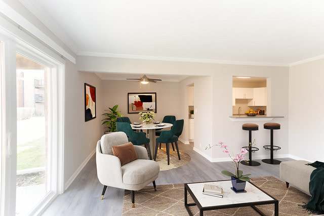 Glenlake Village Apartments – photo 5