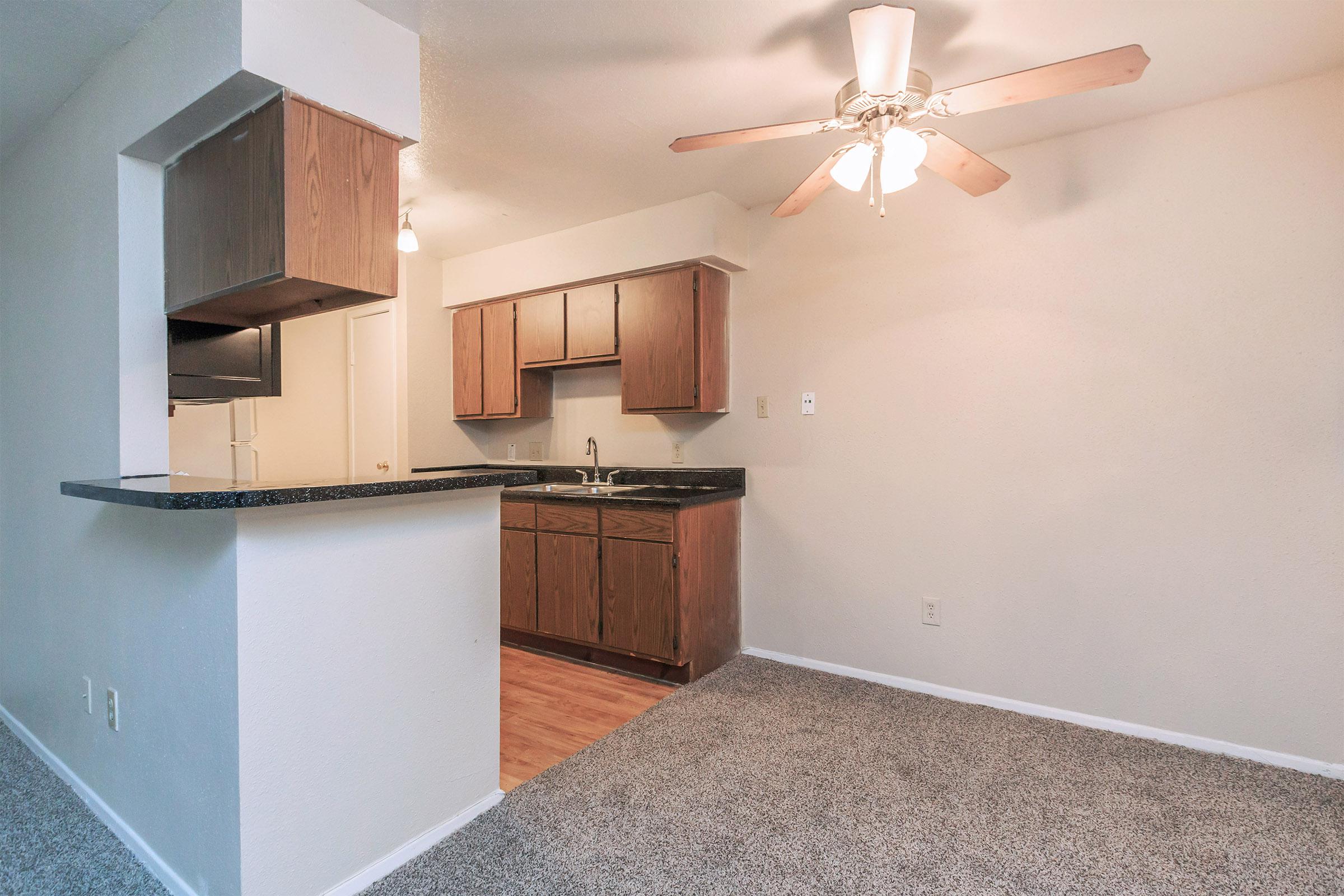 Stone Hollow Apartments – photo 3