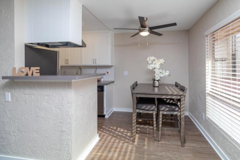 Mosaic at Western Apartments Homes – photo 2