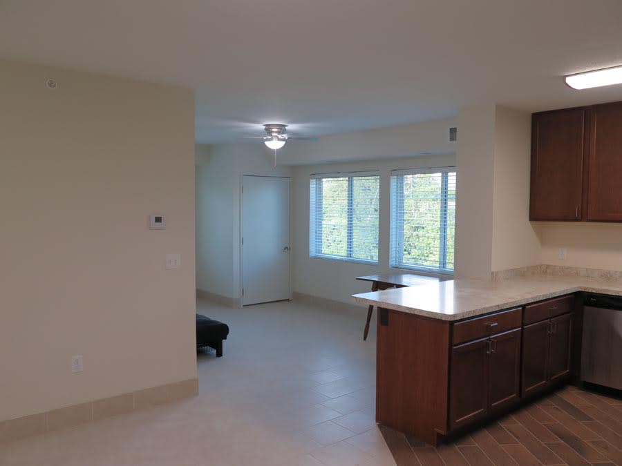 823 15th Avenue SE – photo 2