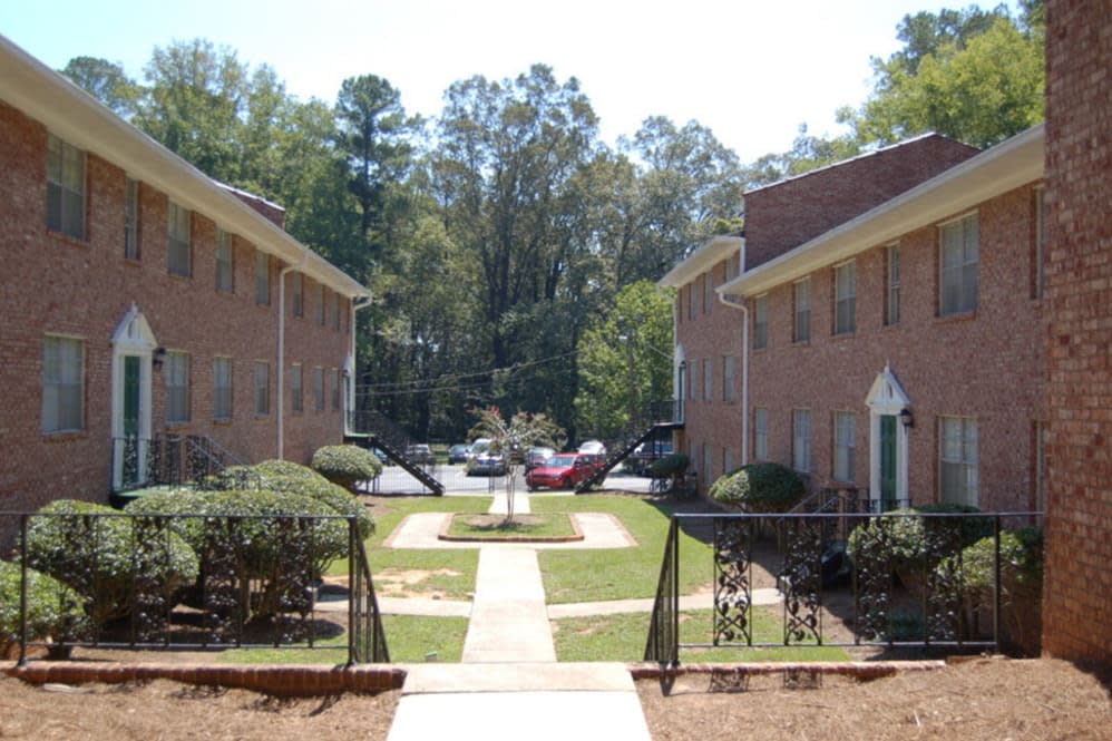 Windsor Hall – photo 1