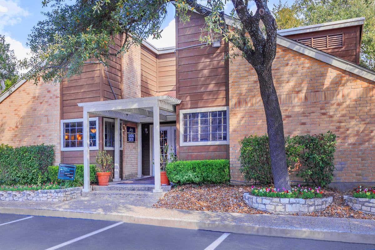 Avistar at the Oaks – photo 1