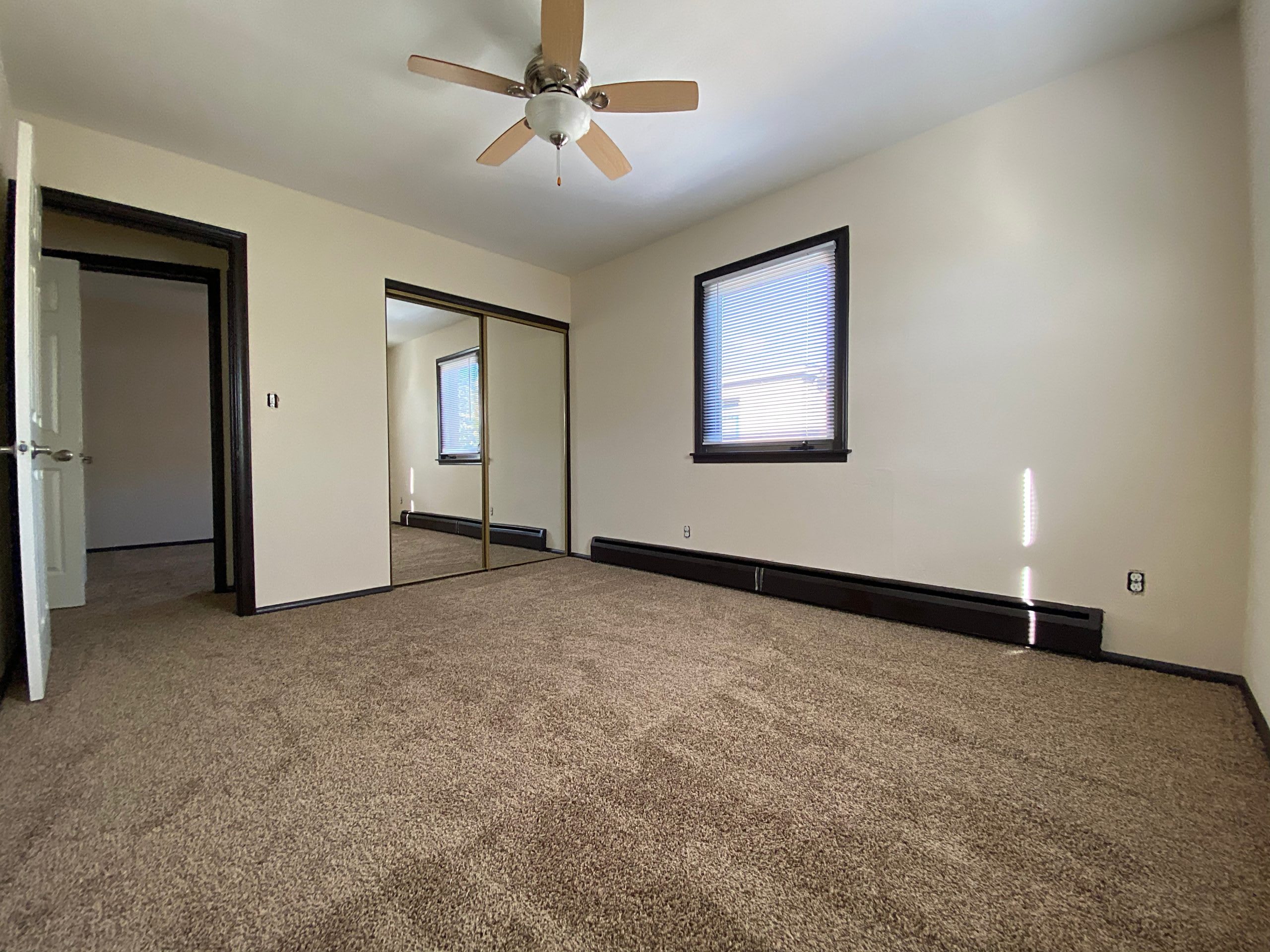 West 7th Apartments – photo 4