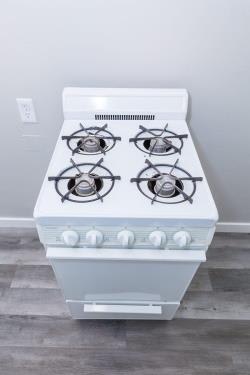 1094 Cherry Ave – photo 4