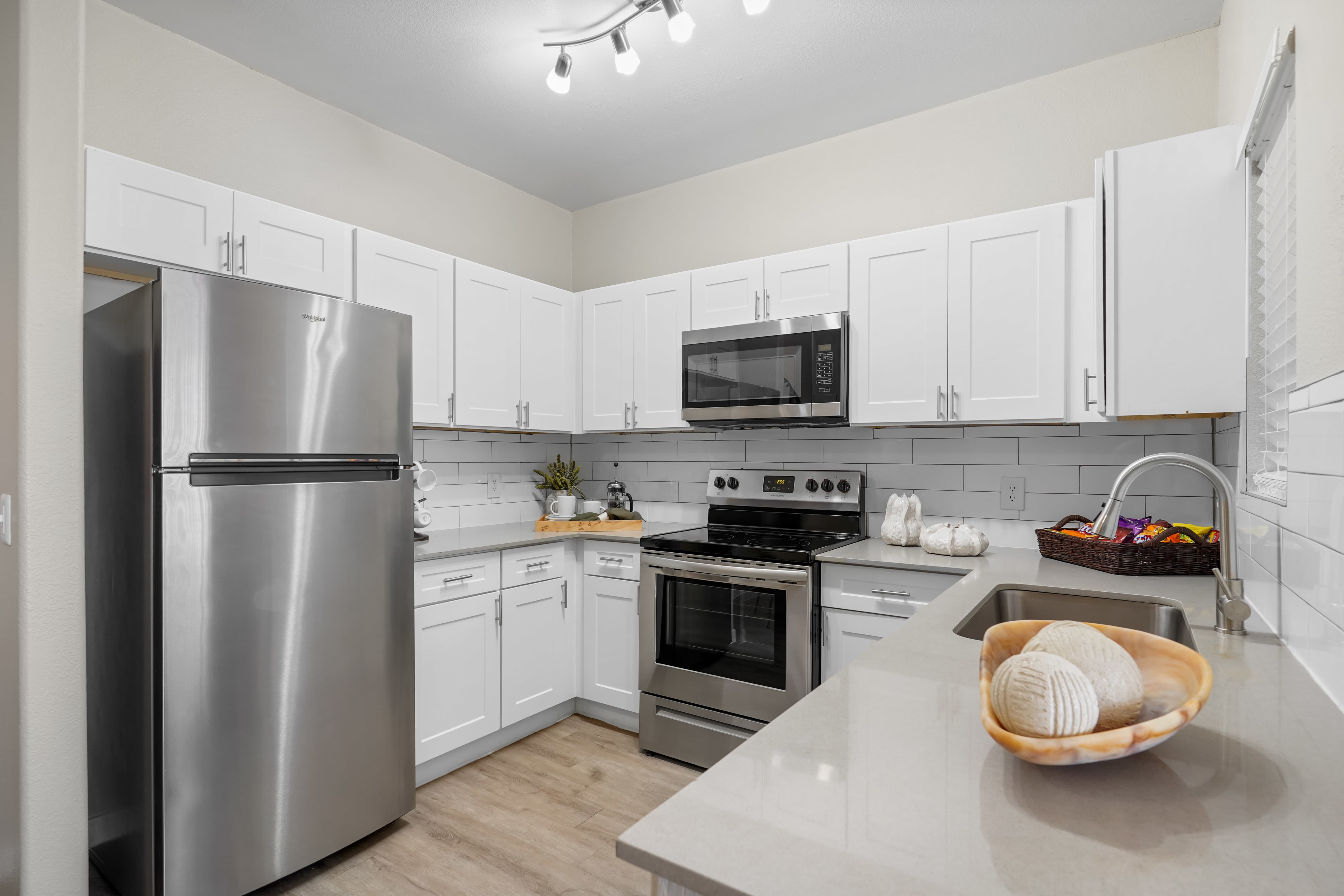 The Residences at Palm Valley – photo 3