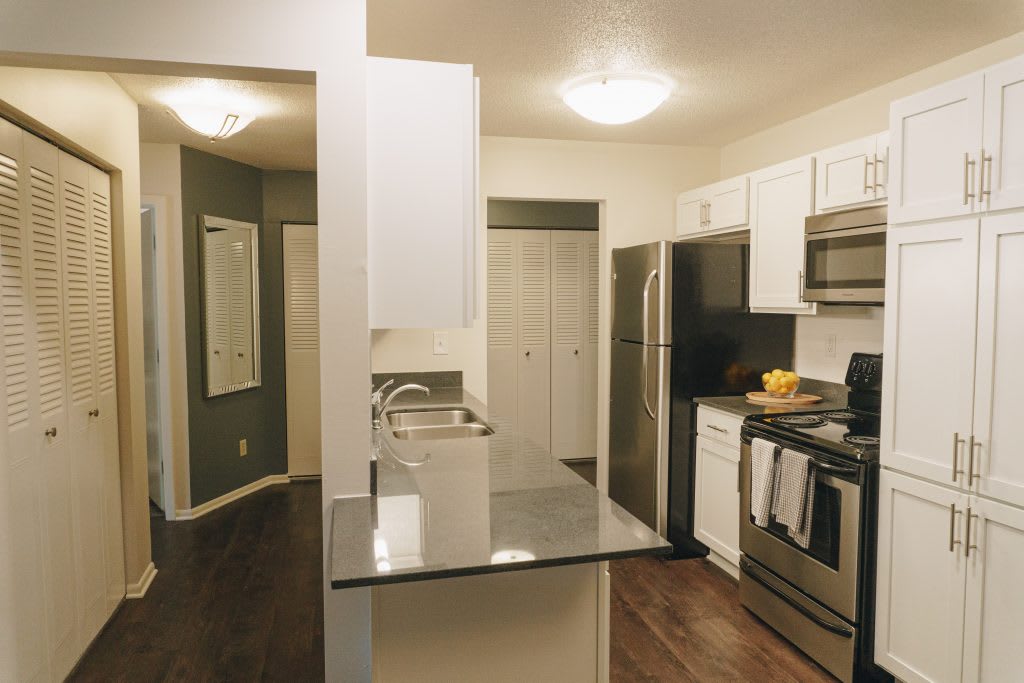 Astor Place Apartments – photo 3