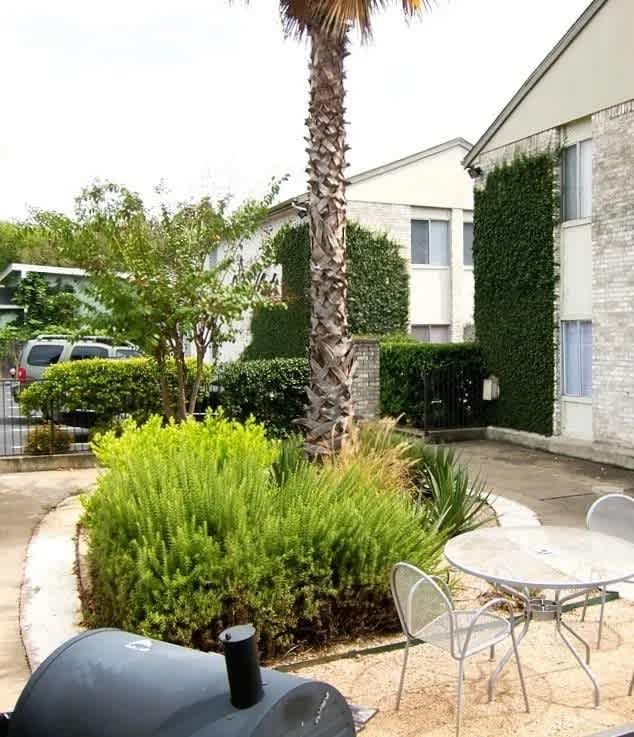 24 Flats – photo 4