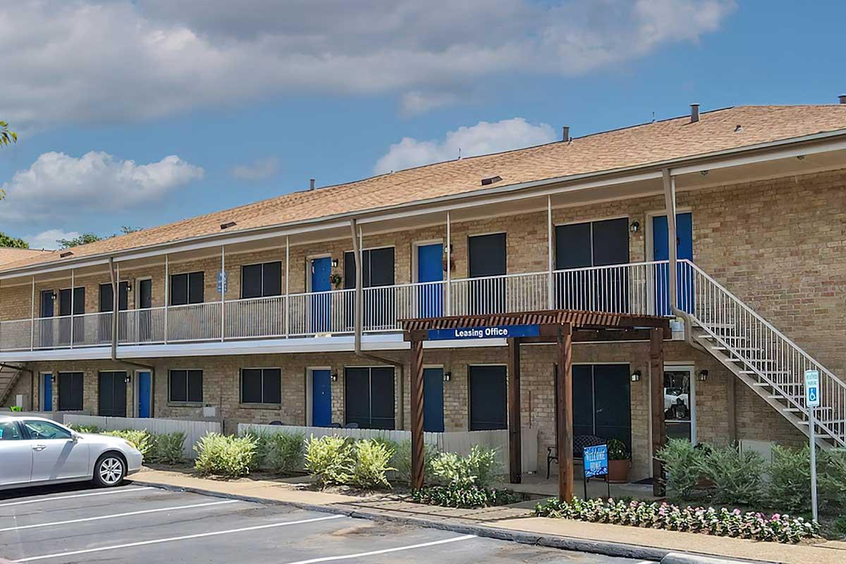 Woodgate Apartments – photo 3