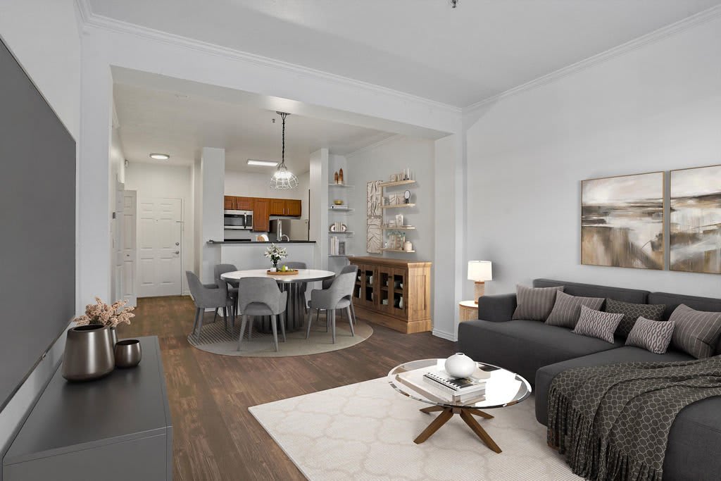 Braxton Apartments – photo 2