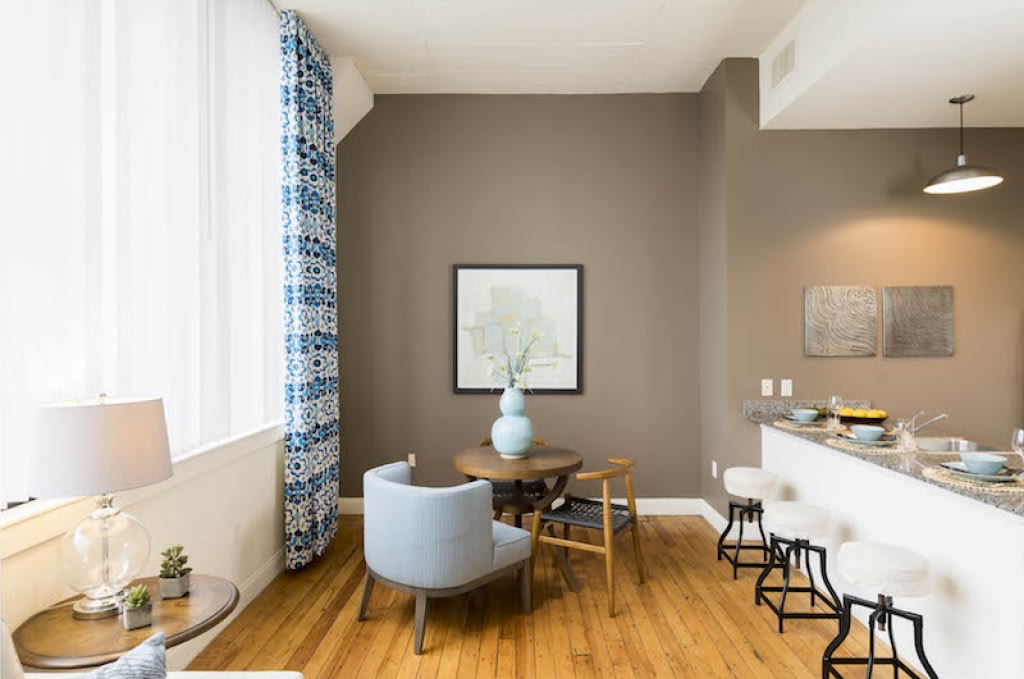 305 Dutton Street – photo 3