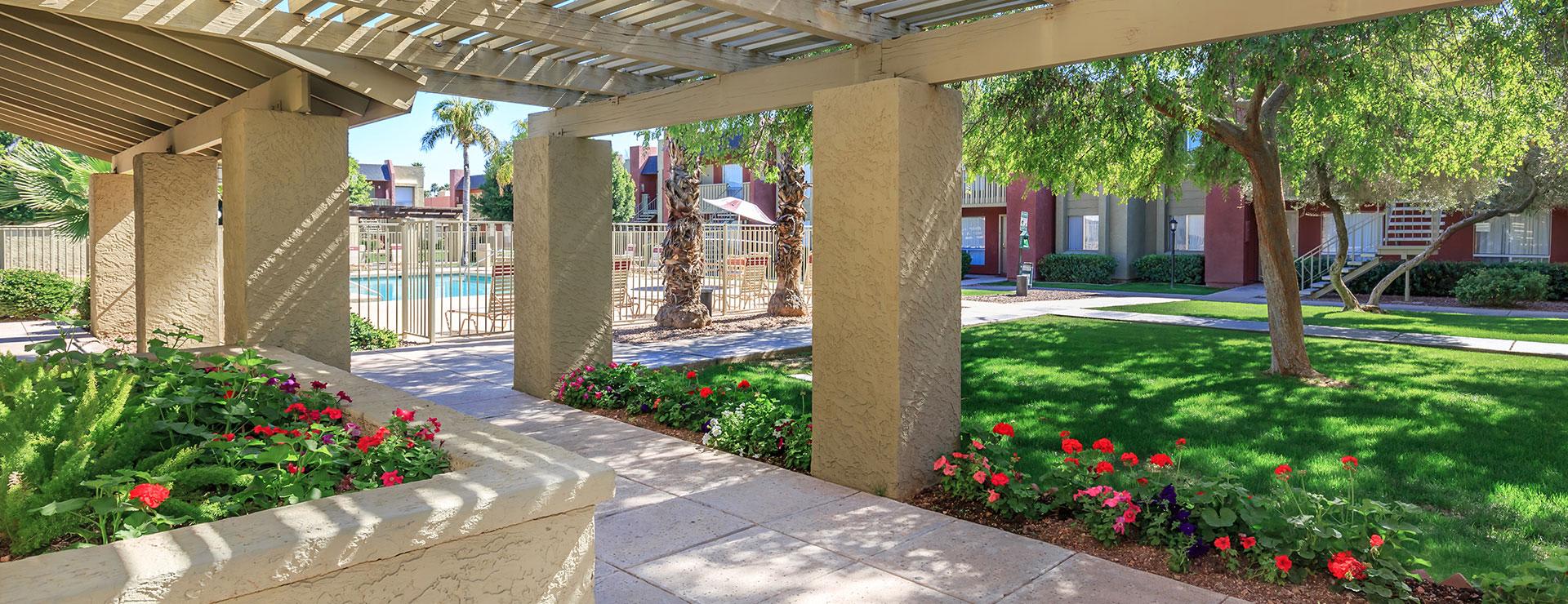 Eastridge Apartments – photo 2