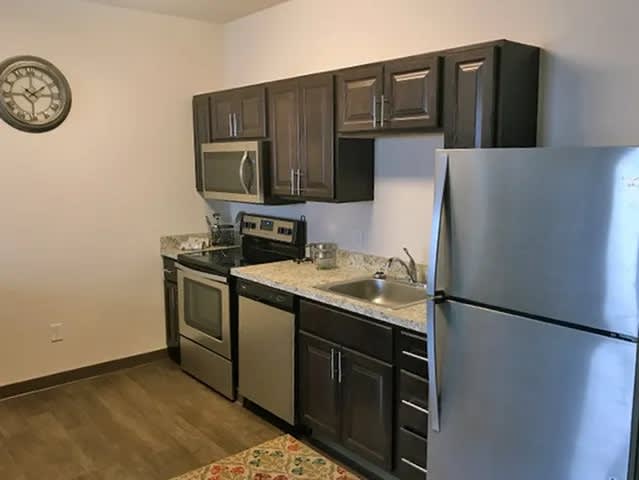 College Suites at Hudson Valley – photo 3