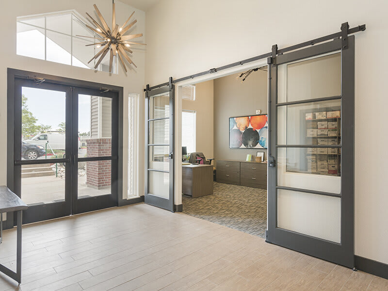 Fountain Springs Apartments – photo 4