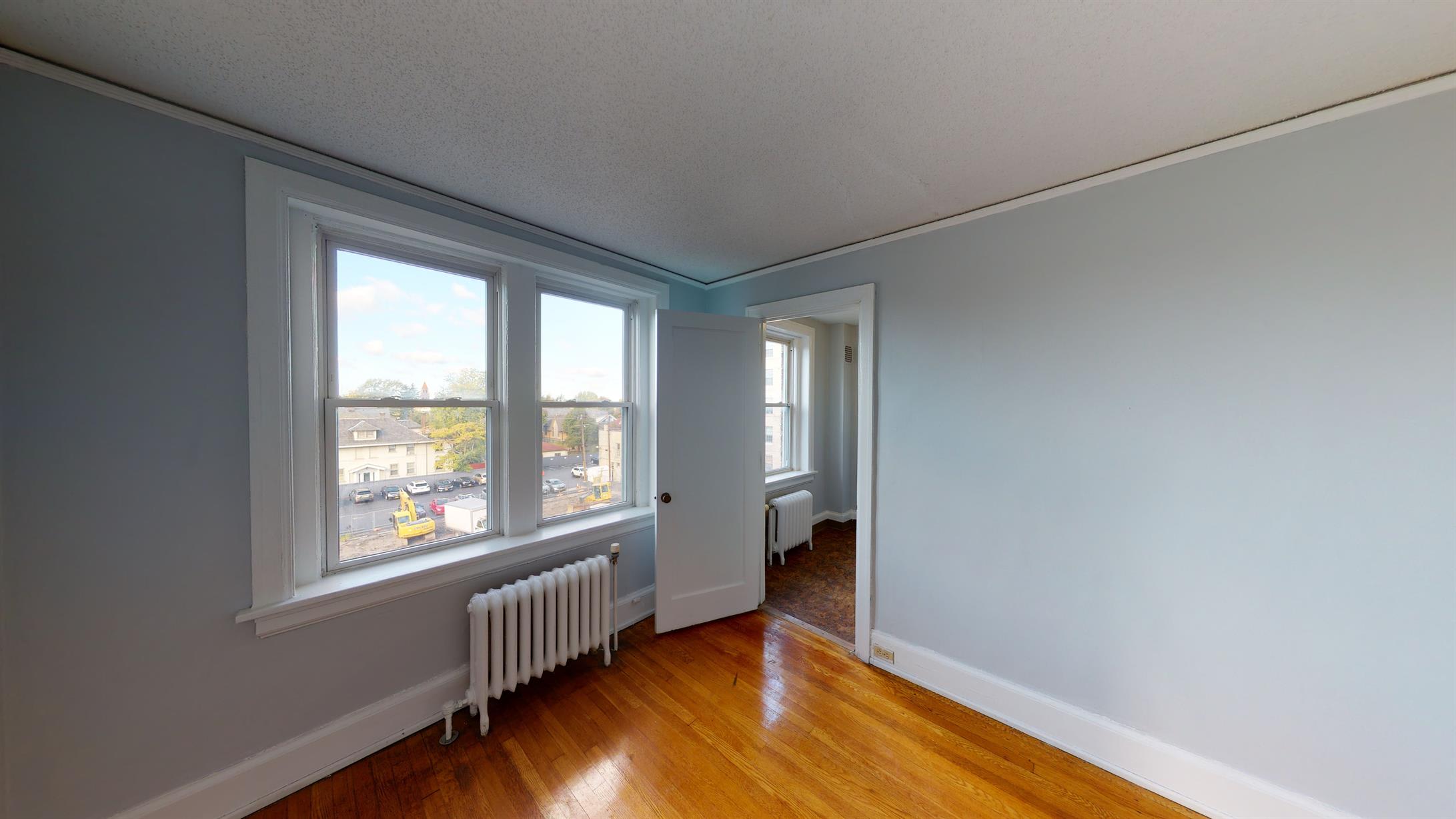 1165 Delaware – photo 5