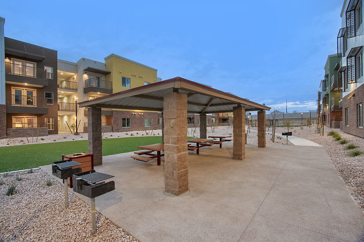 Centerline on Glendale – photo 3