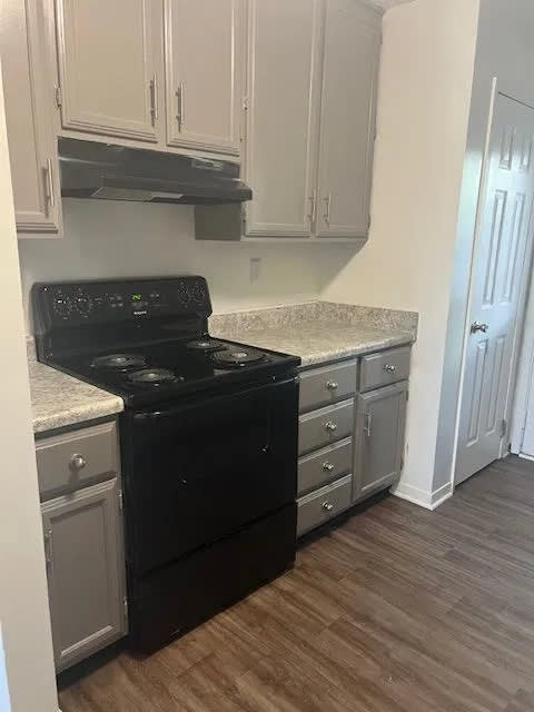 37 Flats – photo 1
