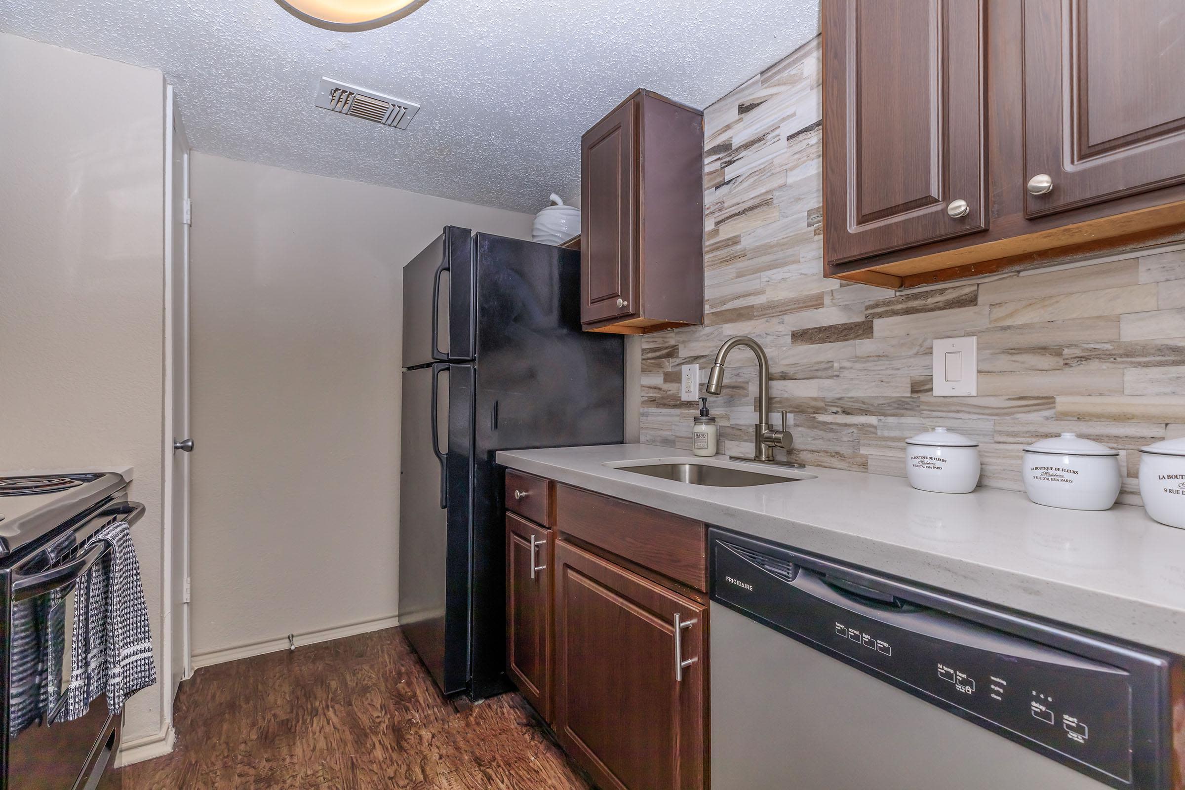 Nova Park Apartment Homes – photo 4