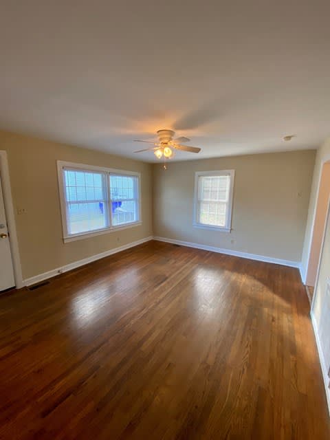 1000 Spring Forest Rd #B – photo 2