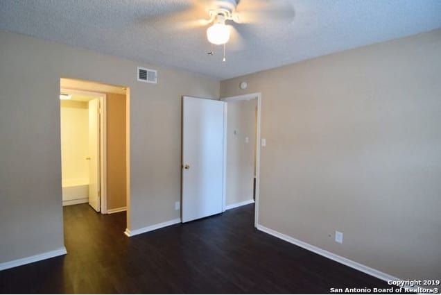 Kelly Apartments – photo 5
