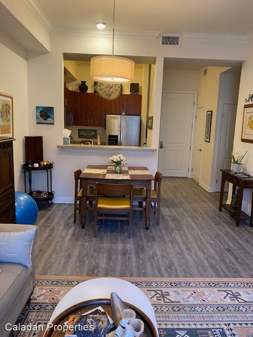 Welcome to Huston Court – Modern Living in the Heart of North Hollywood – 305