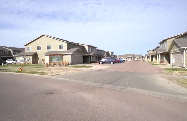 Whispering Woods Commons property video