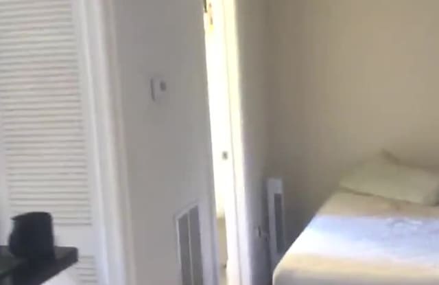 3808 North SHEFFIELD Ave. Apt. property video
