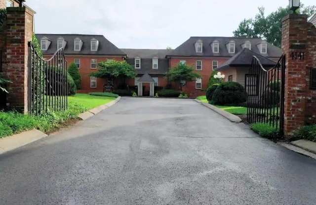 Chowning Square property video