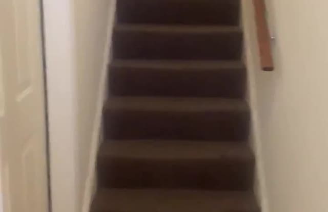2510 N Southport property video