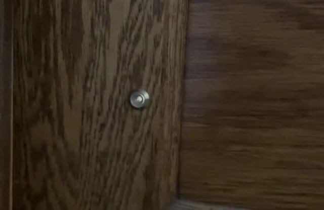 2735 N Wayne Ave property video