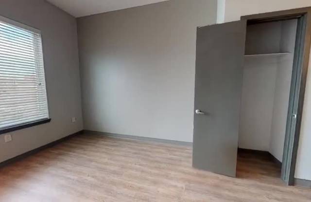 Detroit Terraces property video