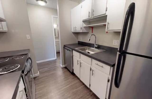 Lakewood Crossing property video