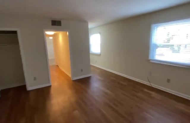 Moses Court property video