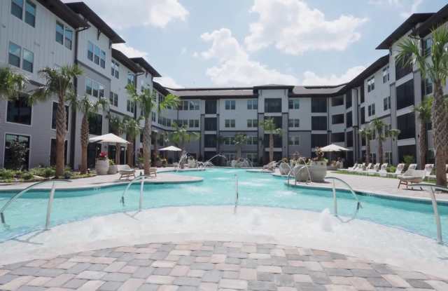Solay Carnes Crossroads Apartments property video