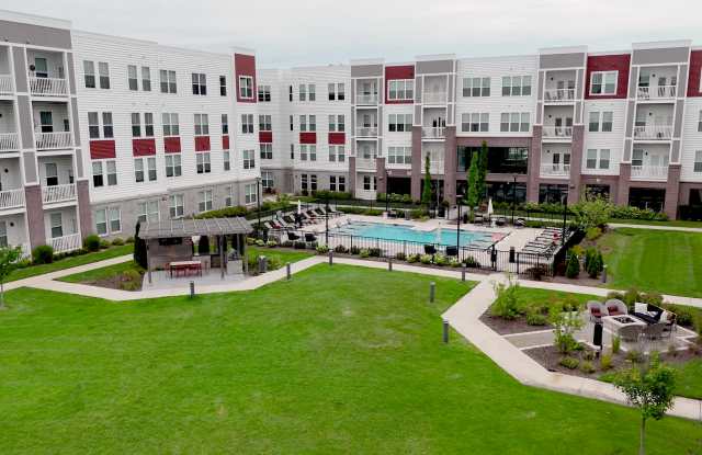 The View on Collins Apartments property video