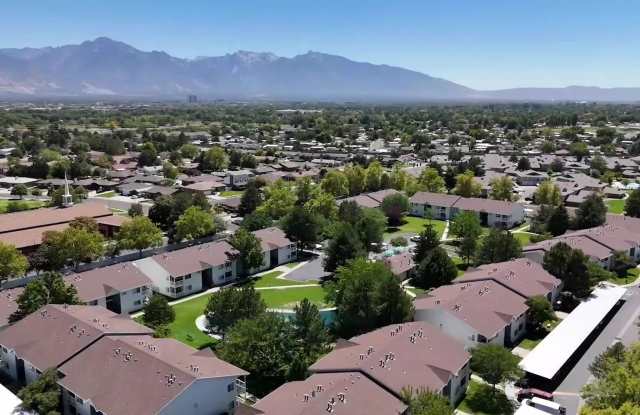 Lakeside Village property video