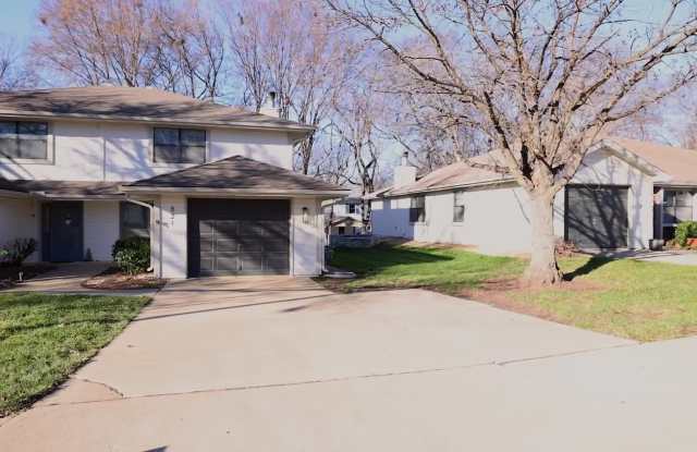 The Arbor Apartments and Townhomes property video