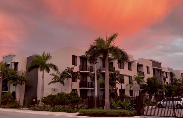 Manor Hialeah property video